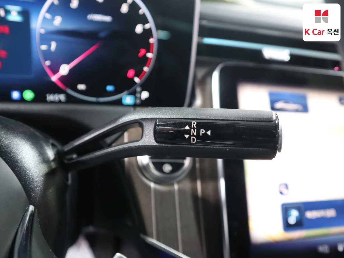 Mercedes-Benz E-Class 2025 - Image 15