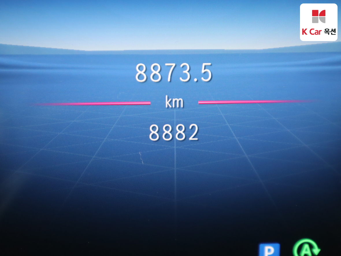 Mercedes-Benz E-Class 2025 - Image 4