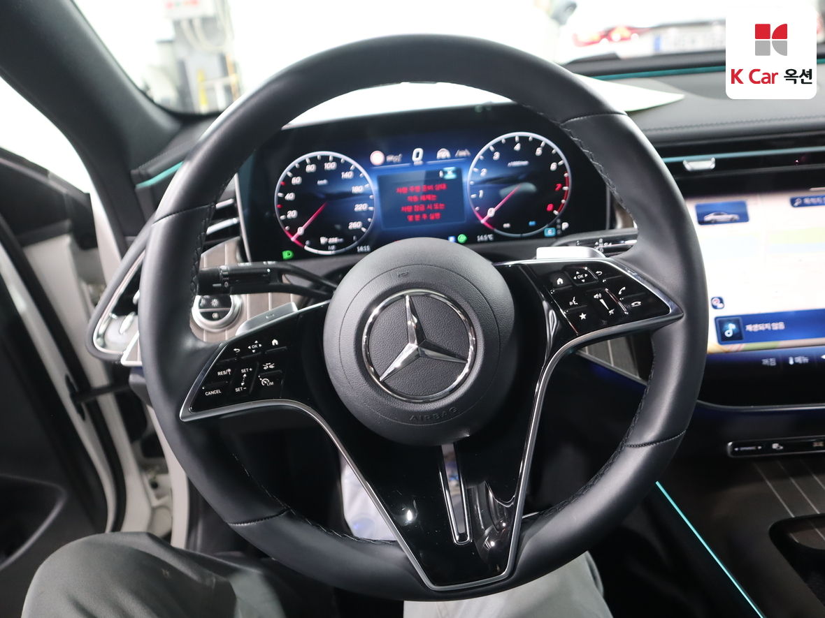 Mercedes-Benz E-Class 2025 - Image 10