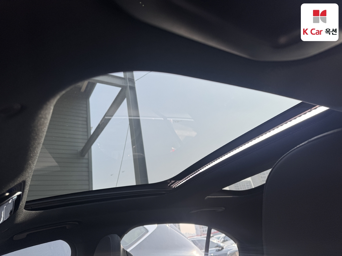 Mercedes-Benz E-Class 2025 - Image 20