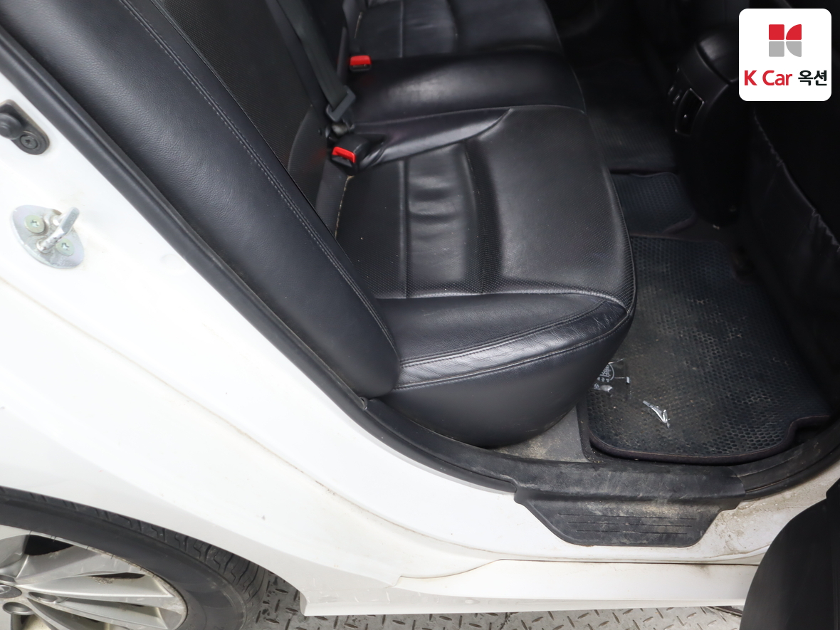 Hyundai Sonata 2014 - Image 28