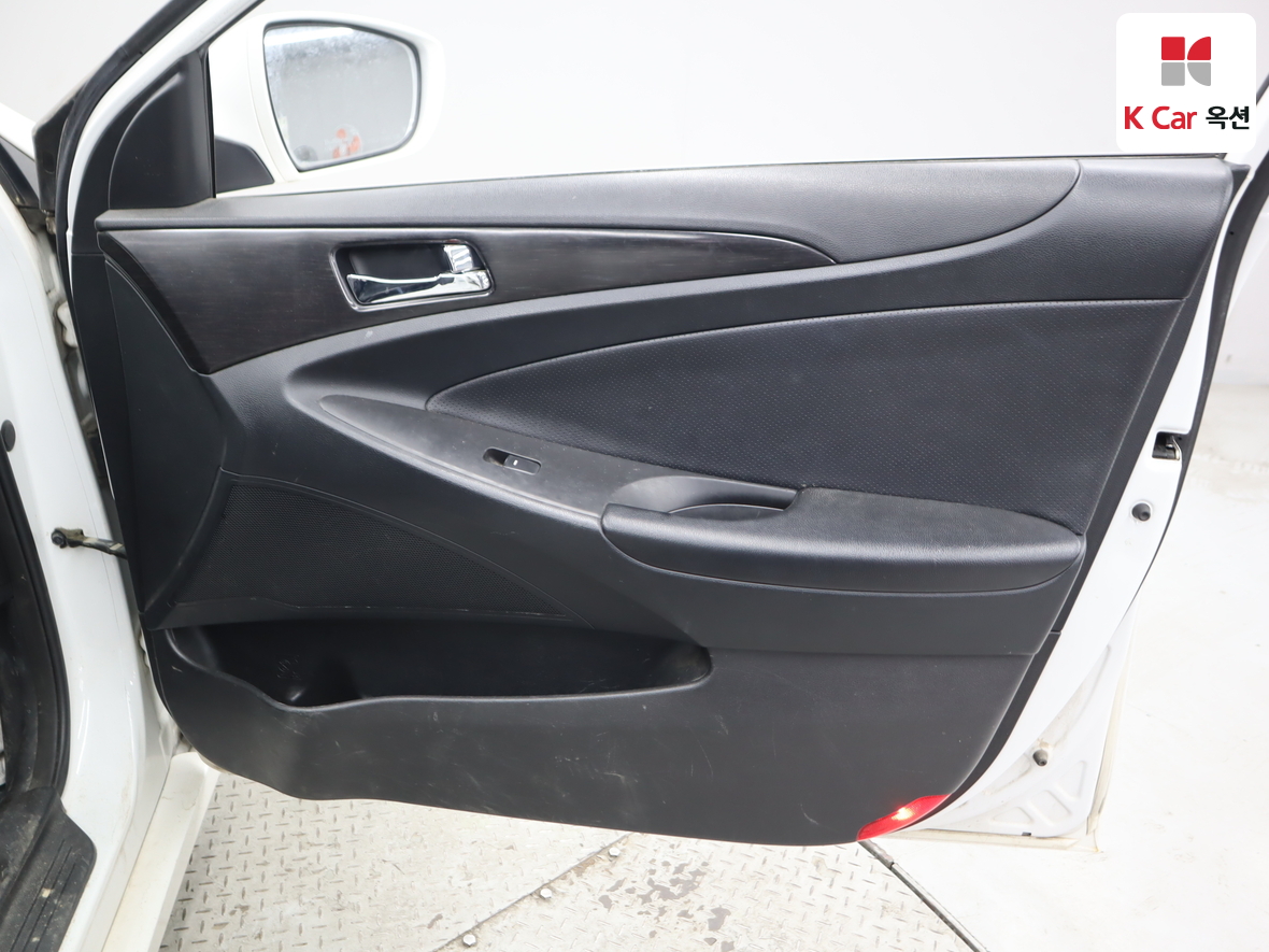 Hyundai Sonata 2014 - Image 29