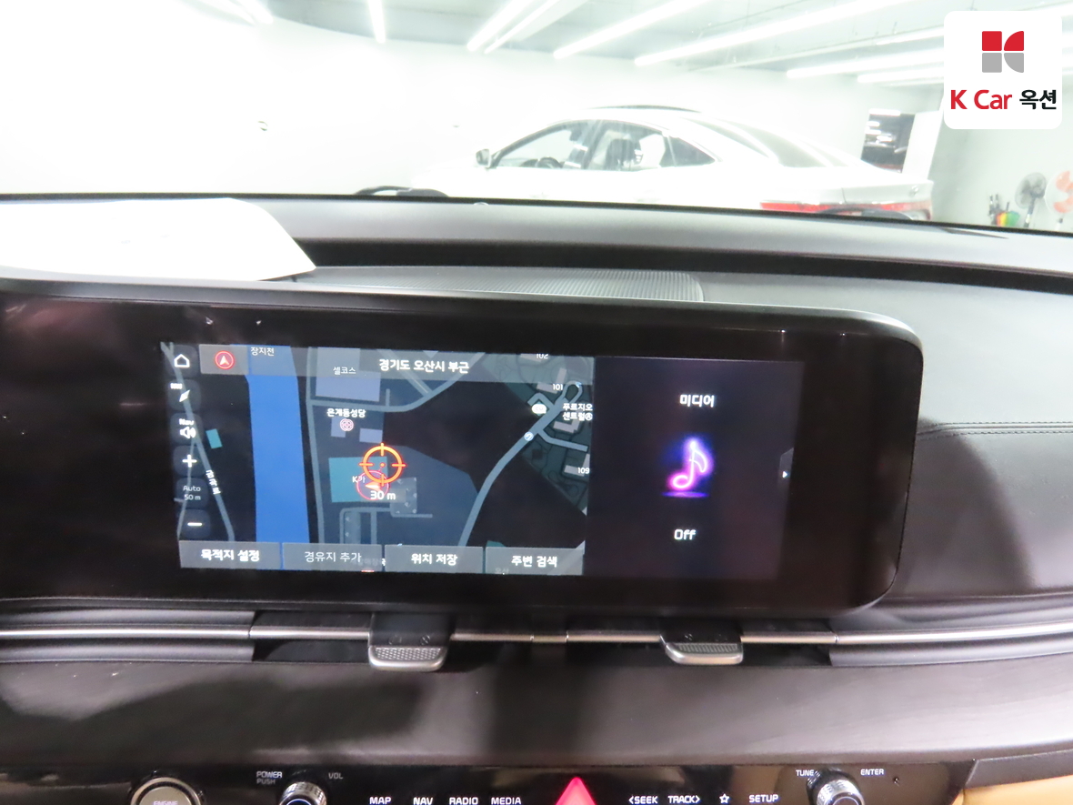 Kia Carnival 2022 - Image 14