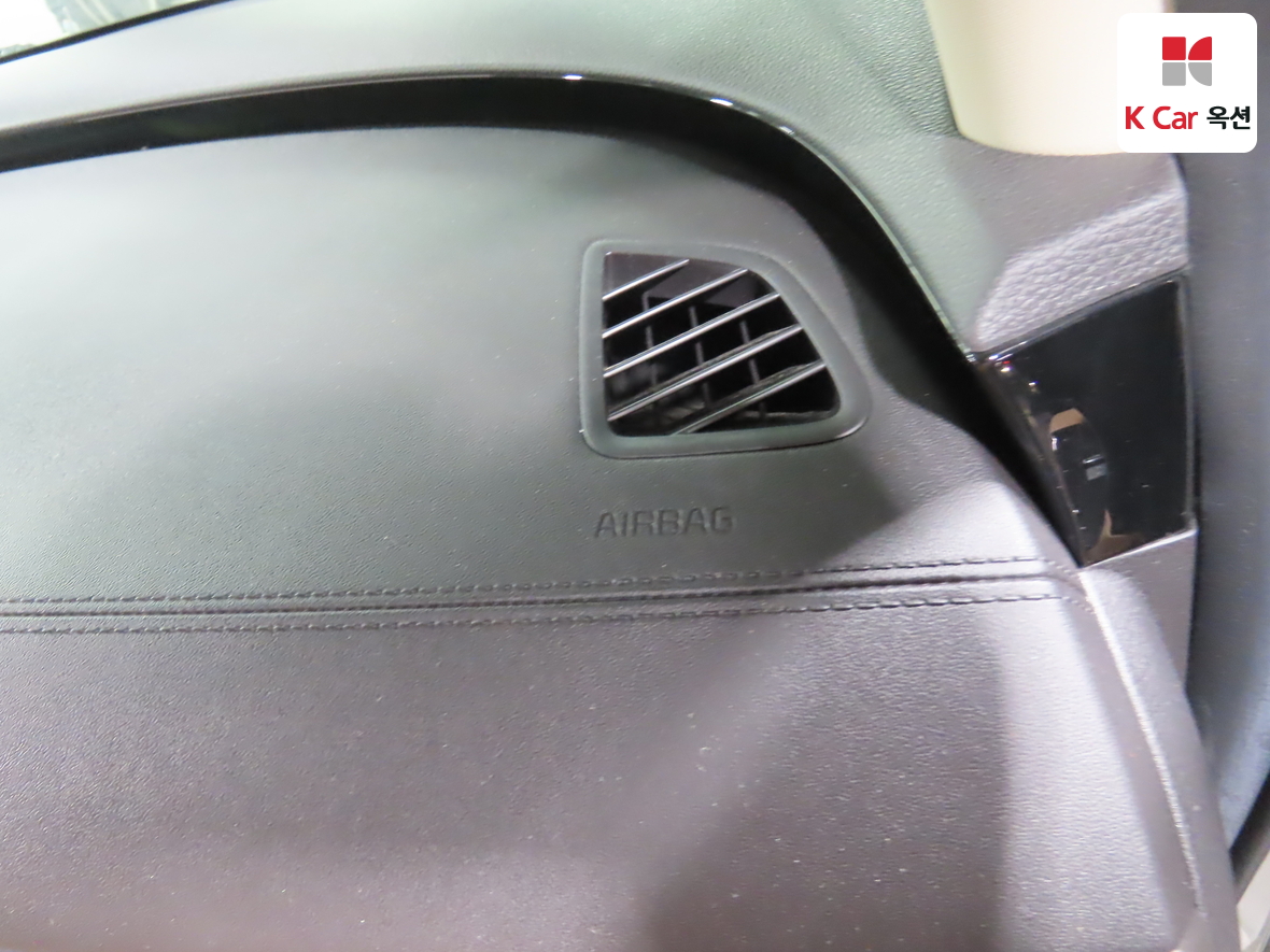 Kia Carnival 2022 - Image 28