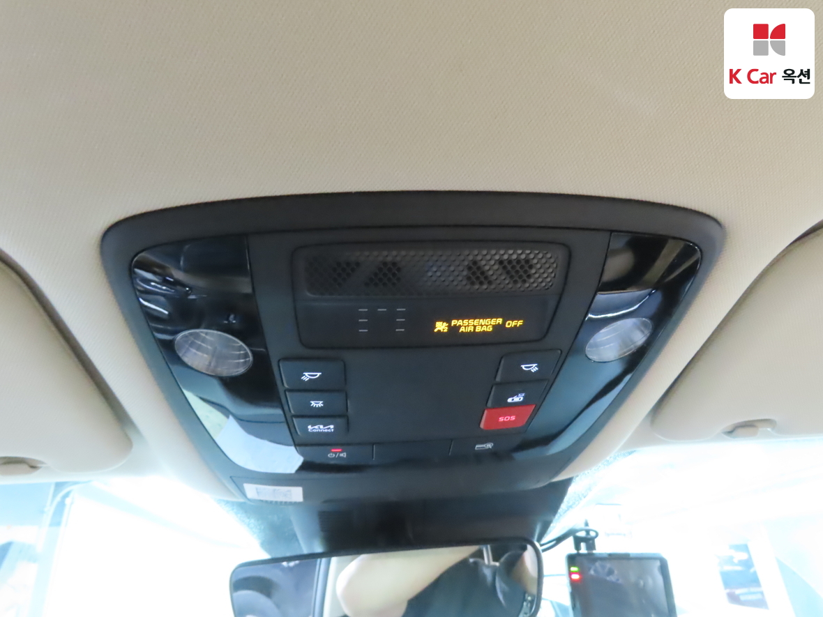 Kia Carnival 2022 - Image 12