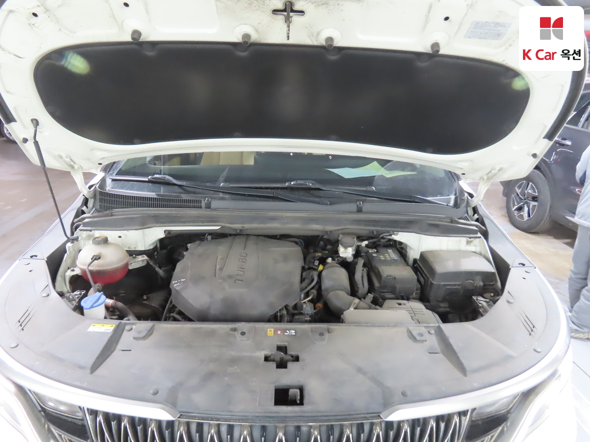 Kia Carnival 2022 - Image 30