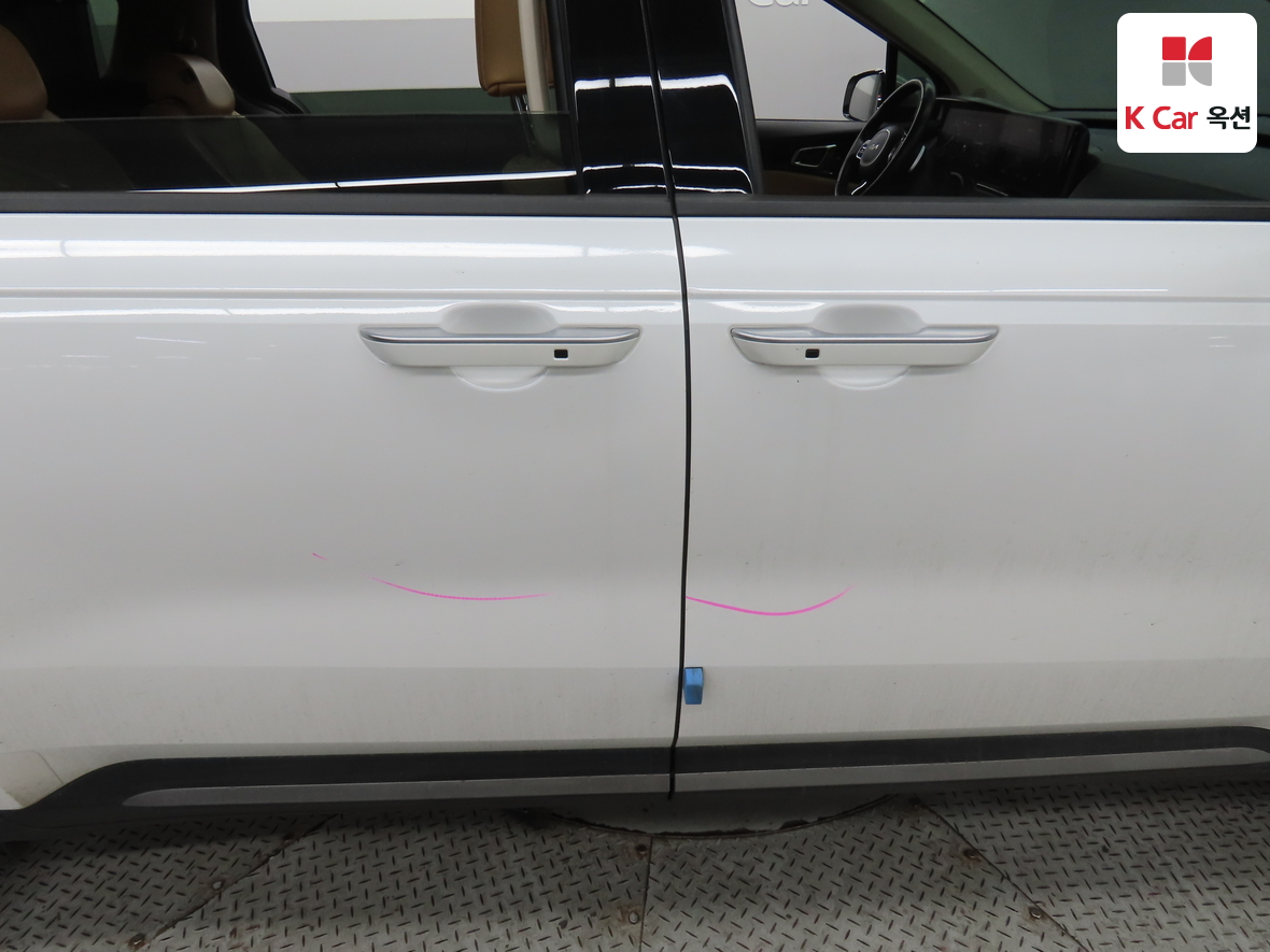 Kia Carnival 2022 - Image 35