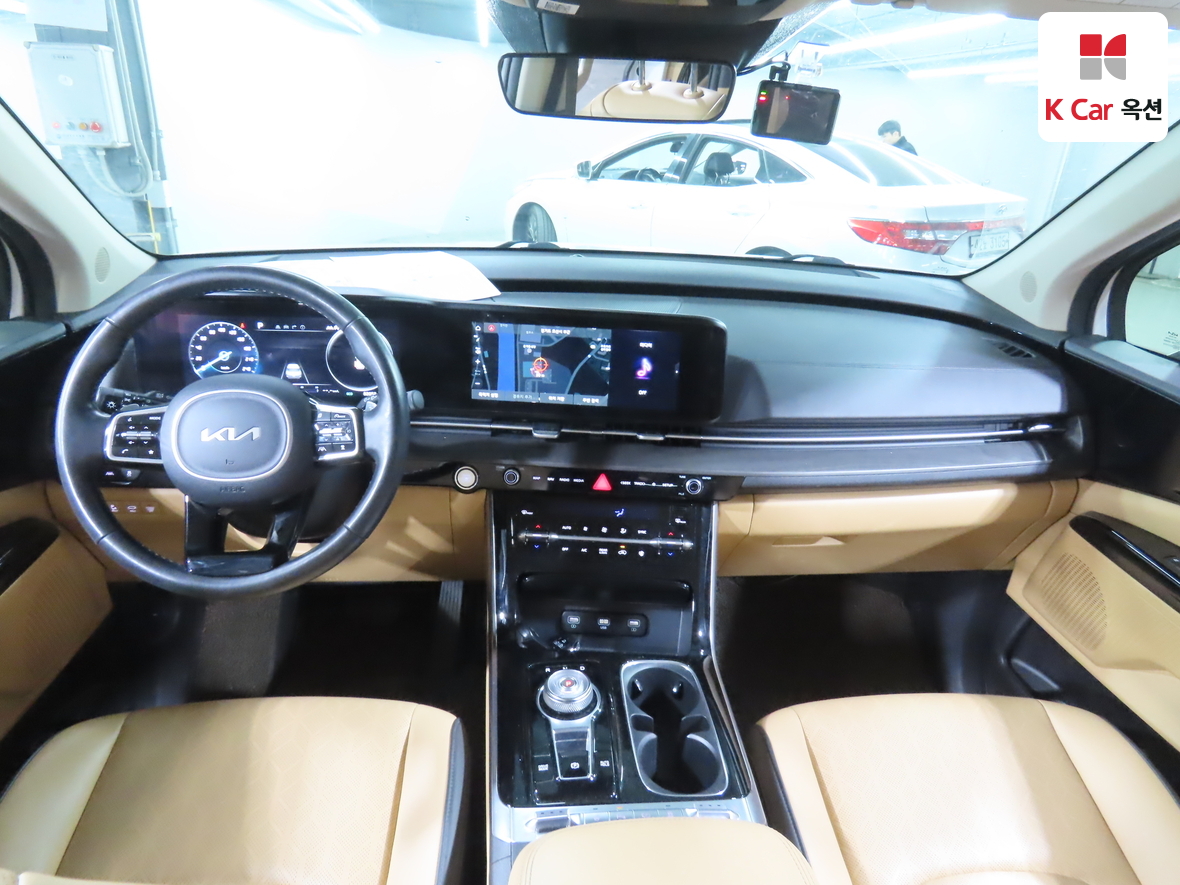 Kia Carnival 2022 - Image 3