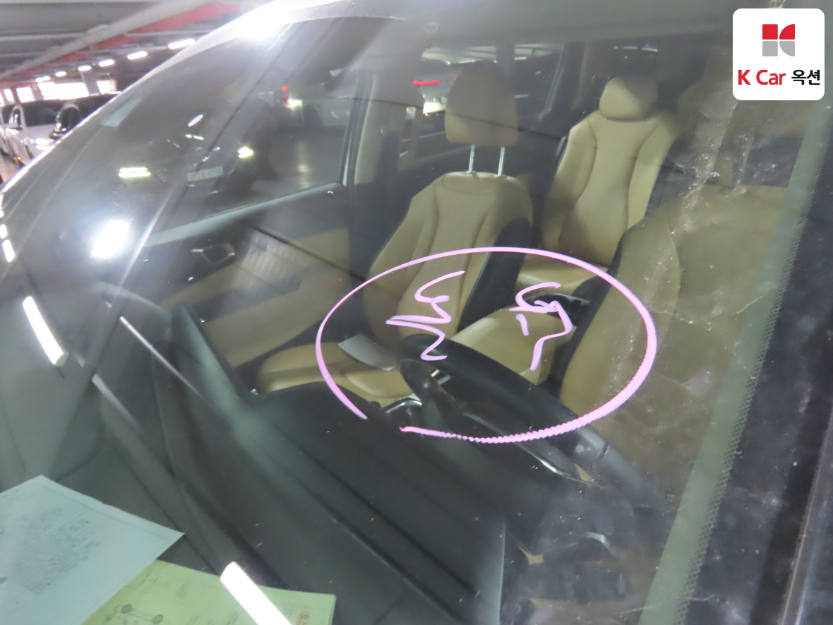 Kia Carnival 2022 - Image 32