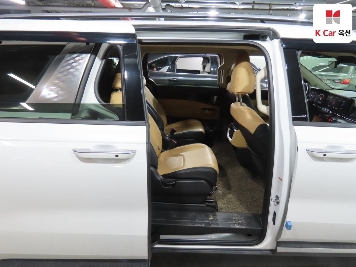Kia Carnival 2022 - Image 25
