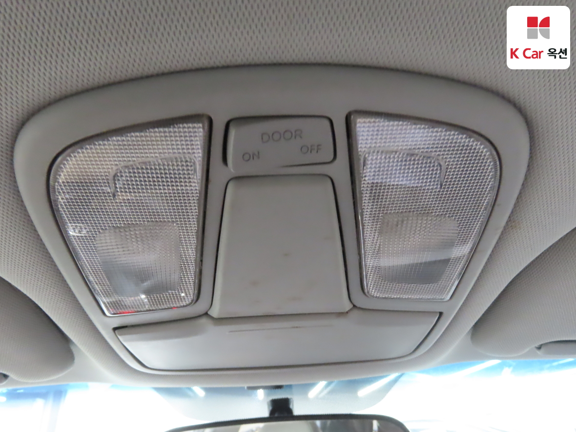 كيا K5 2011 - صورة 12