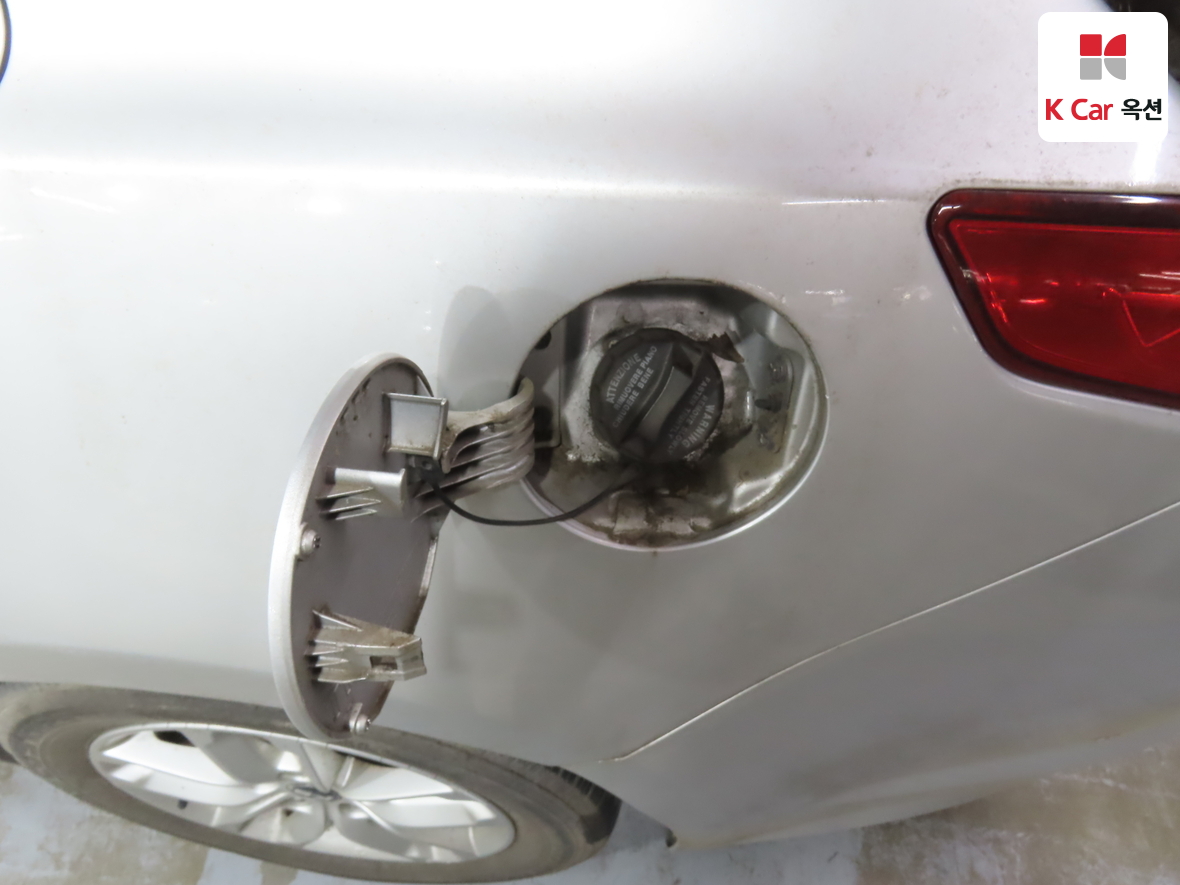 كيا K5 2011 - صورة 23