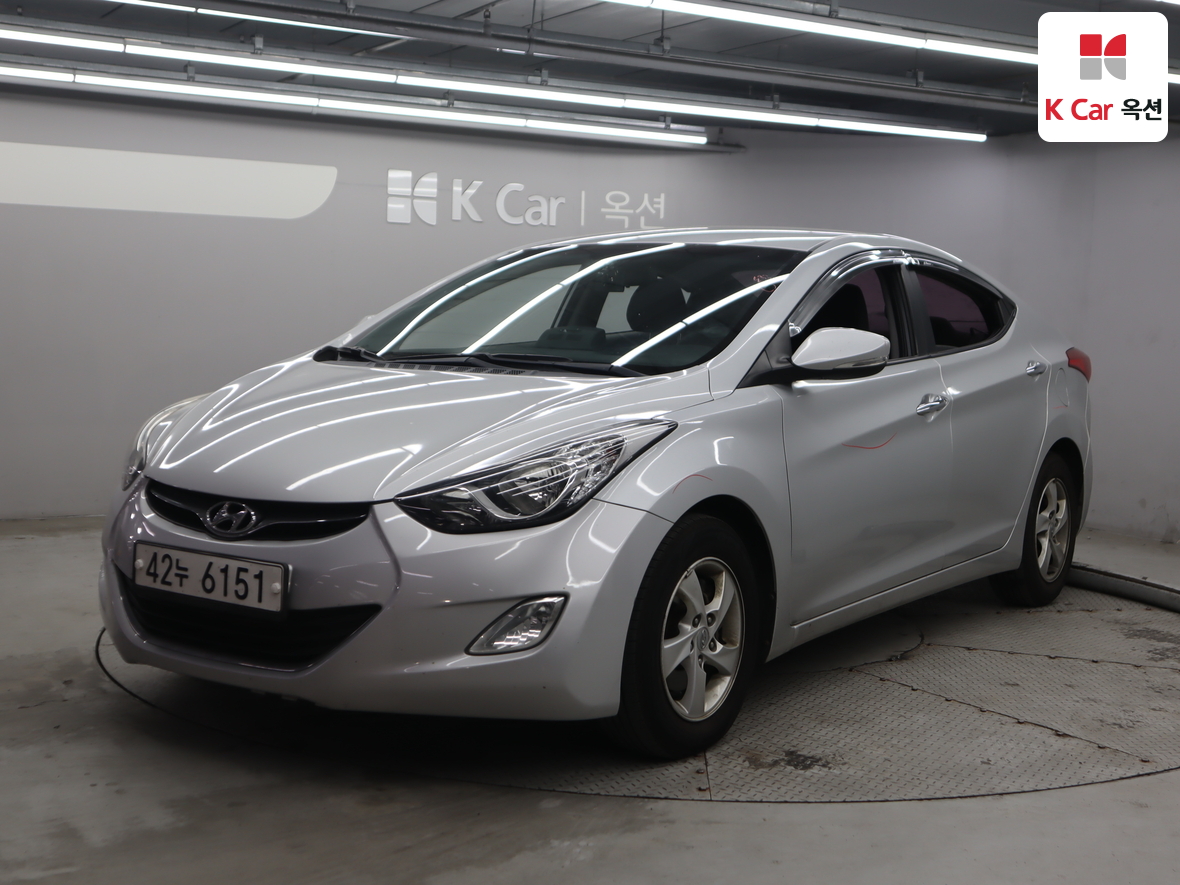 هيونداي إلانترا 2012 - صورة 1