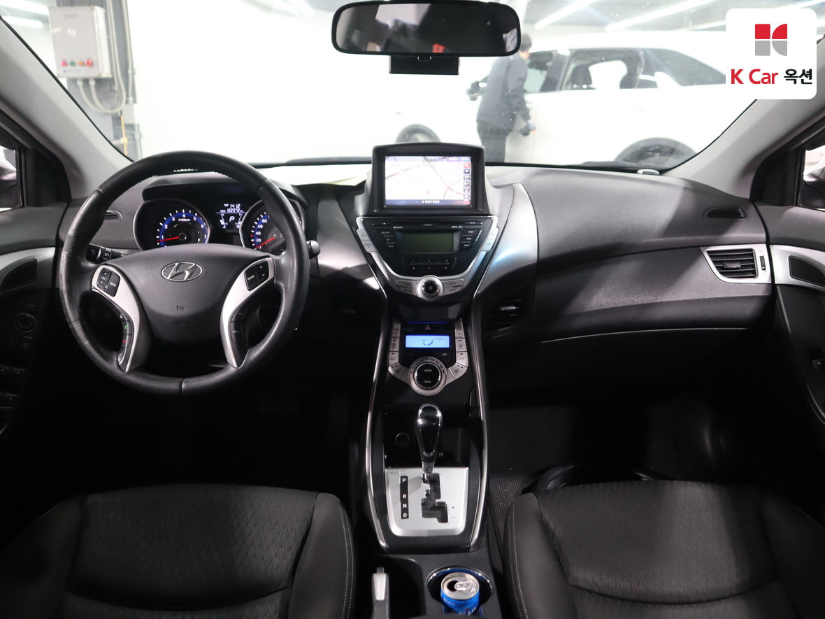 هيونداي إلانترا 2012 - صورة 3