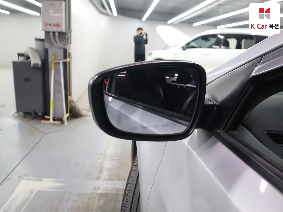 هيونداي إلانترا 2012 - صورة 21