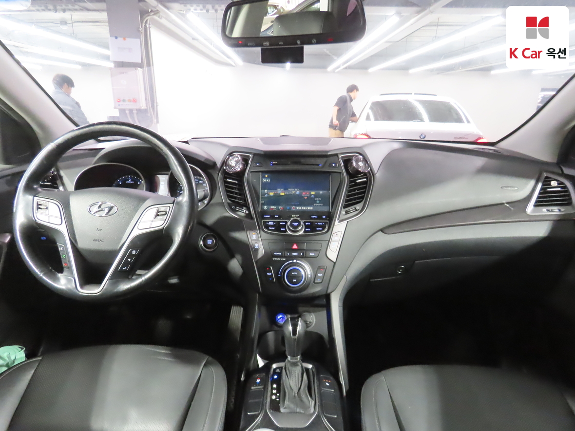 Hyundai Santa Fe 2013 - Image 3