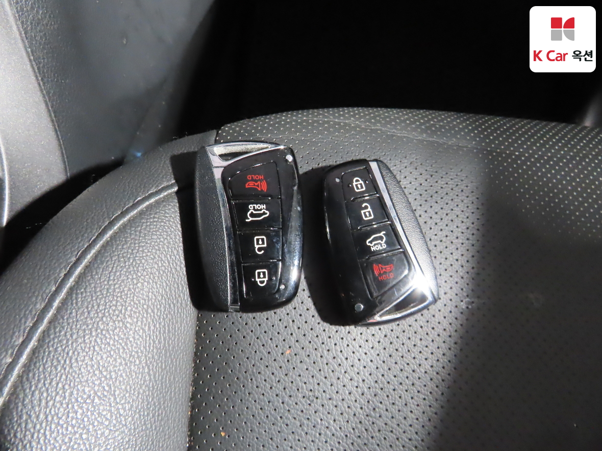 Hyundai Santa Fe 2013 - Image 17