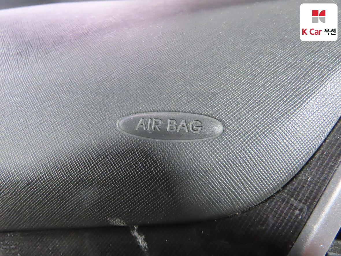 Hyundai Santa Fe 2013 - Image 33