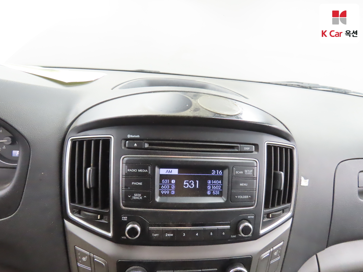 Hyundai Grand Starex 2018 - Image 14