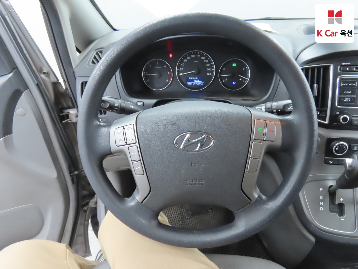 Hyundai Grand Starex 2018 - Image 10