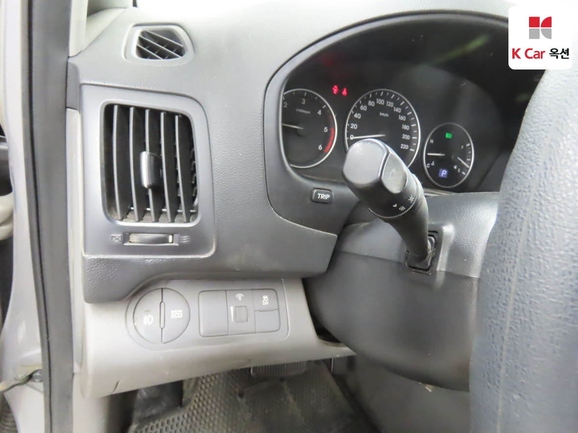 Hyundai Grand Starex 2018 - Image 9