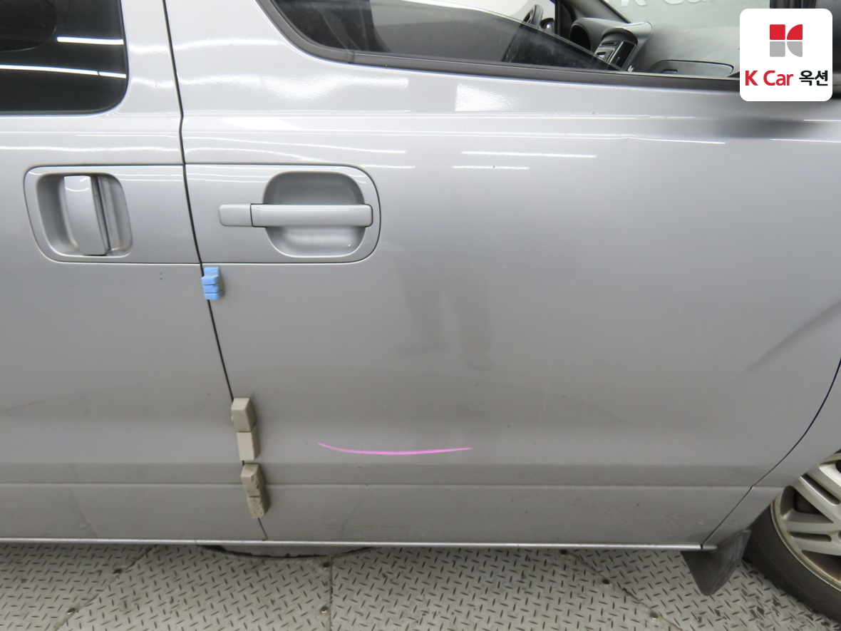 Hyundai Grand Starex 2018 - Image 38