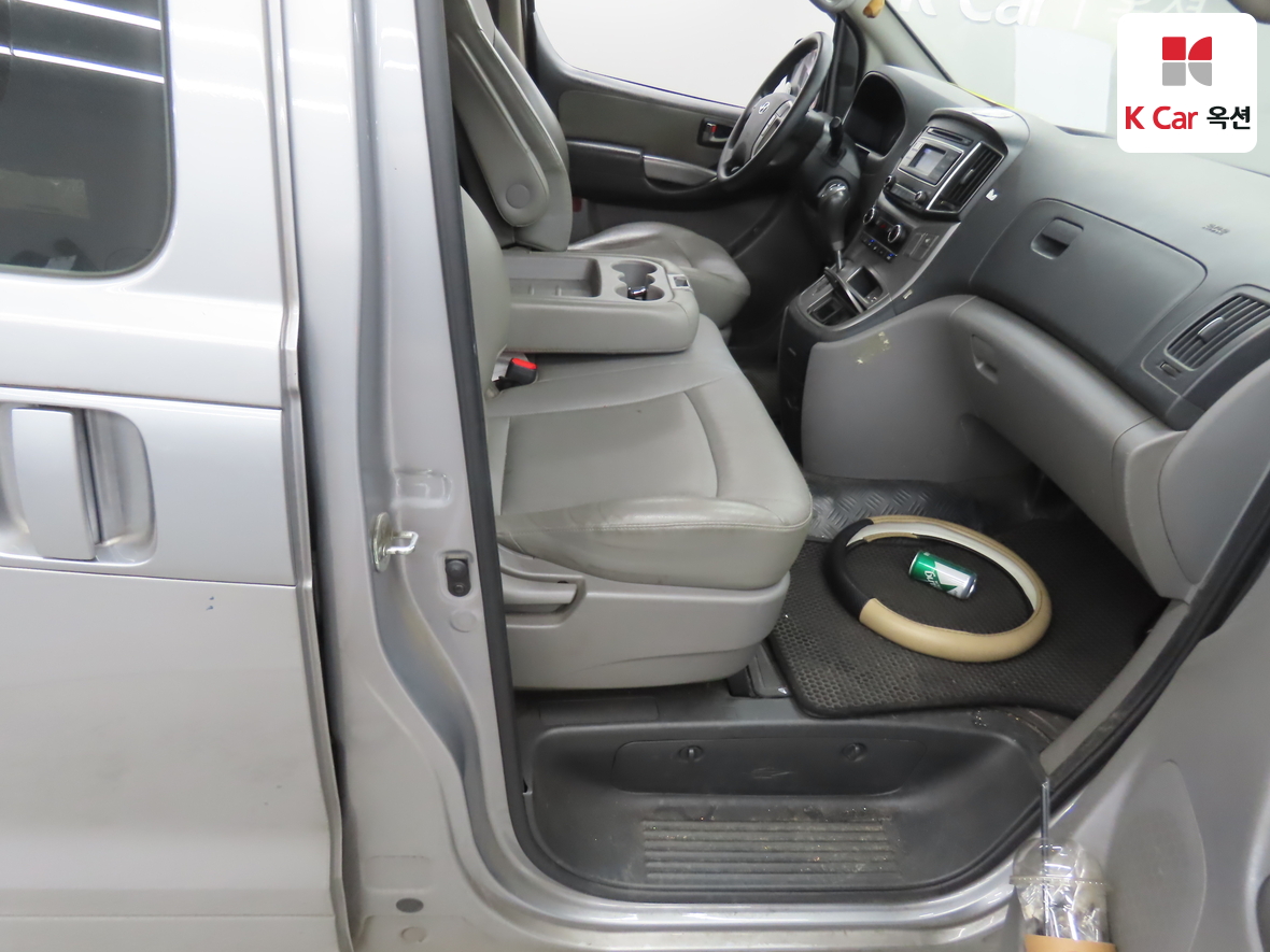 Hyundai Grand Starex 2018 - Image 26