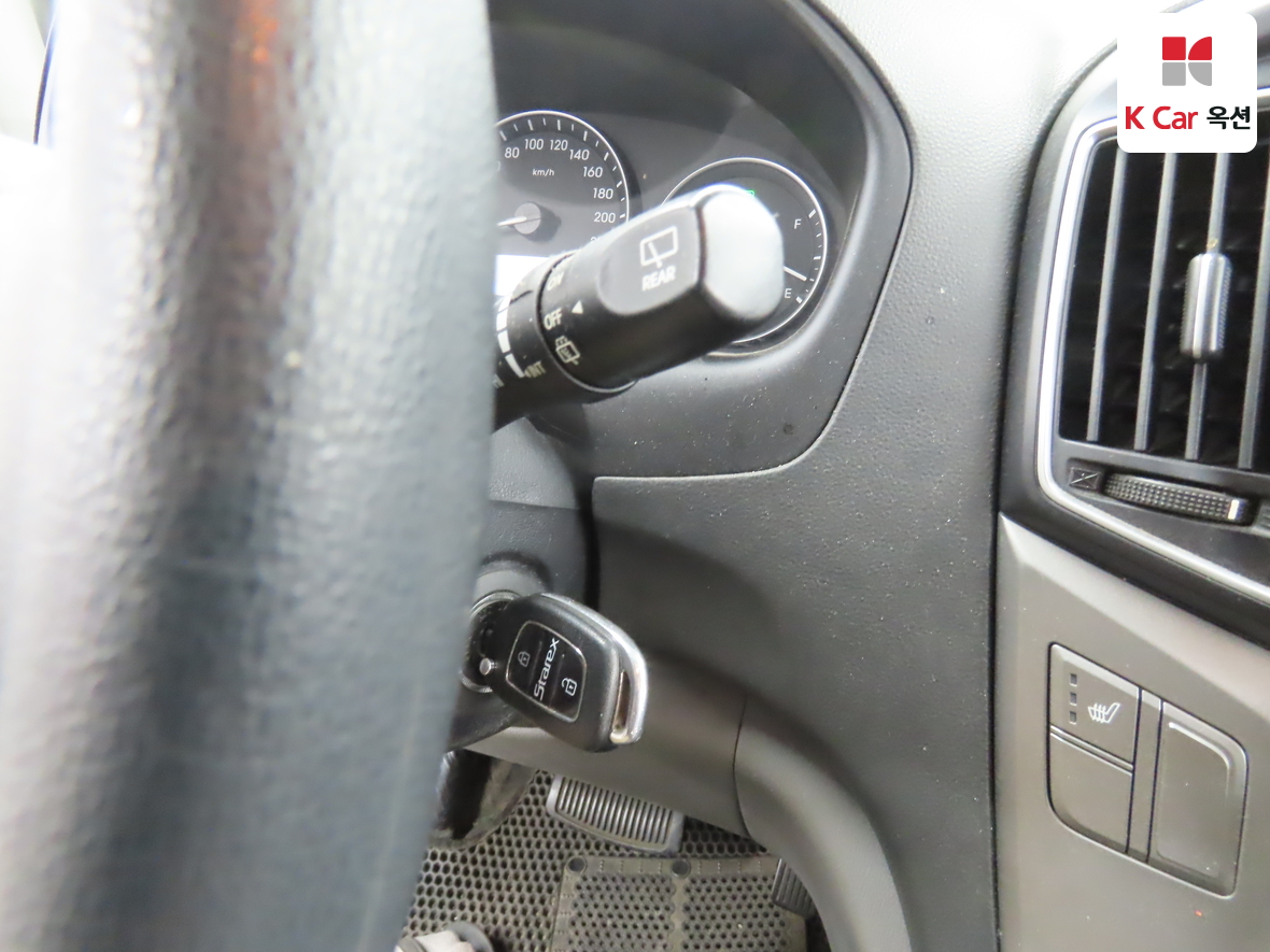 Hyundai Grand Starex 2018 - Image 11