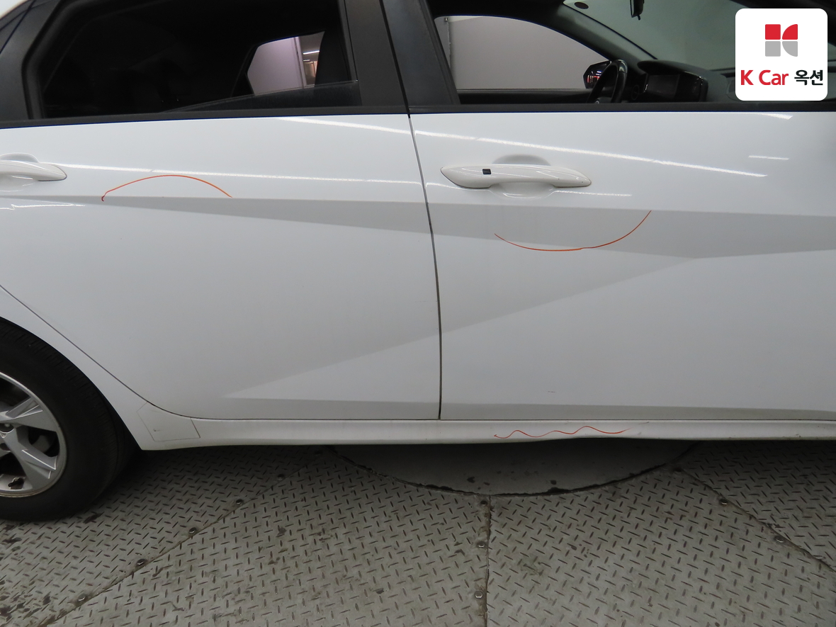 هيونداي إلانترا 2021 - صورة 40