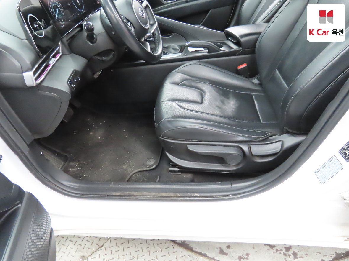 هيونداي إلانترا 2021 - صورة 18