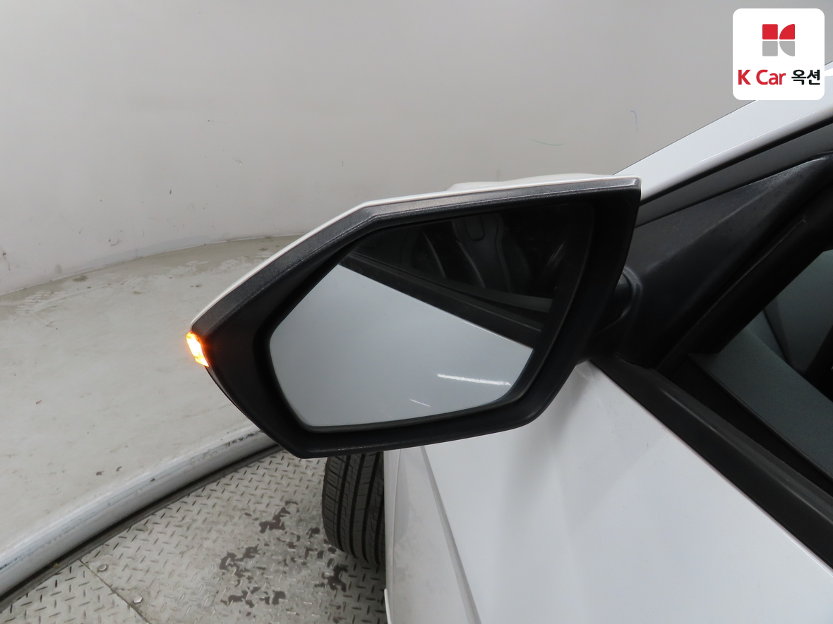 هيونداي إلانترا 2021 - صورة 21