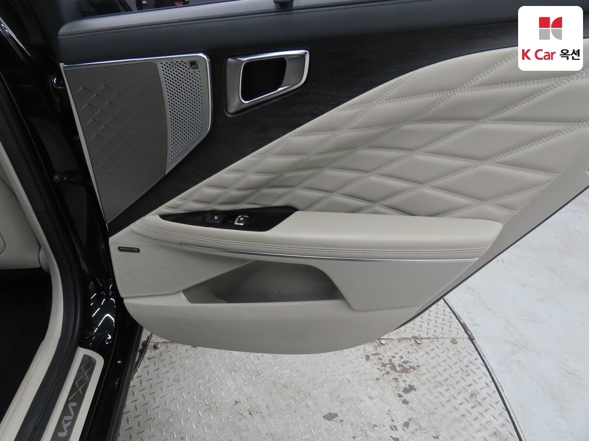 Kia K8 2022 - Image 28