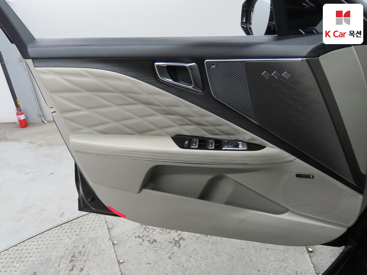 Kia K8 2022 - Image 8