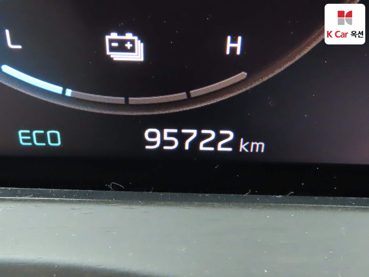 Kia K8 2022 - Image 4