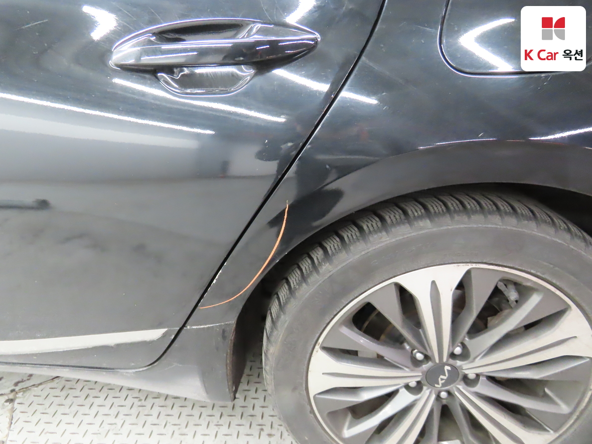 Kia K8 2022 - Image 38