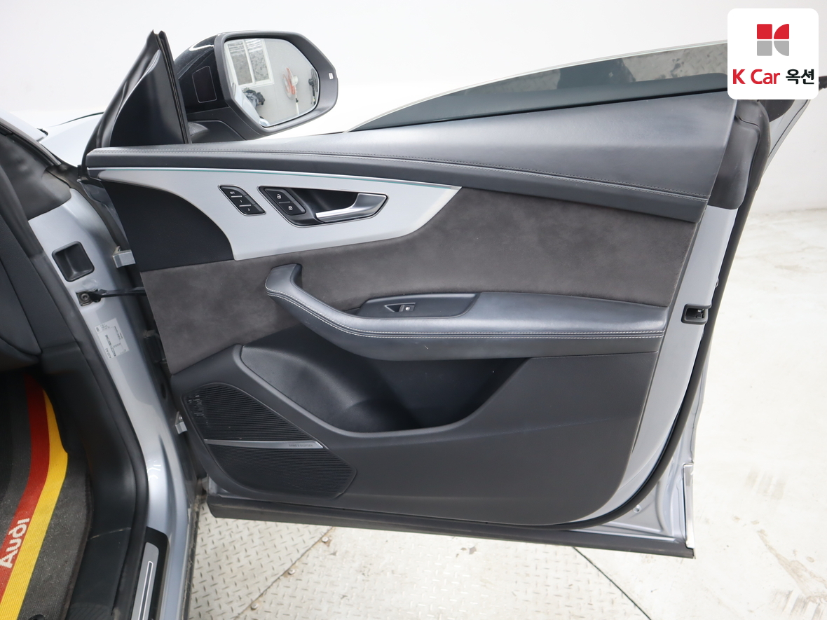 아우디 Q8 2022 - 이미지 33