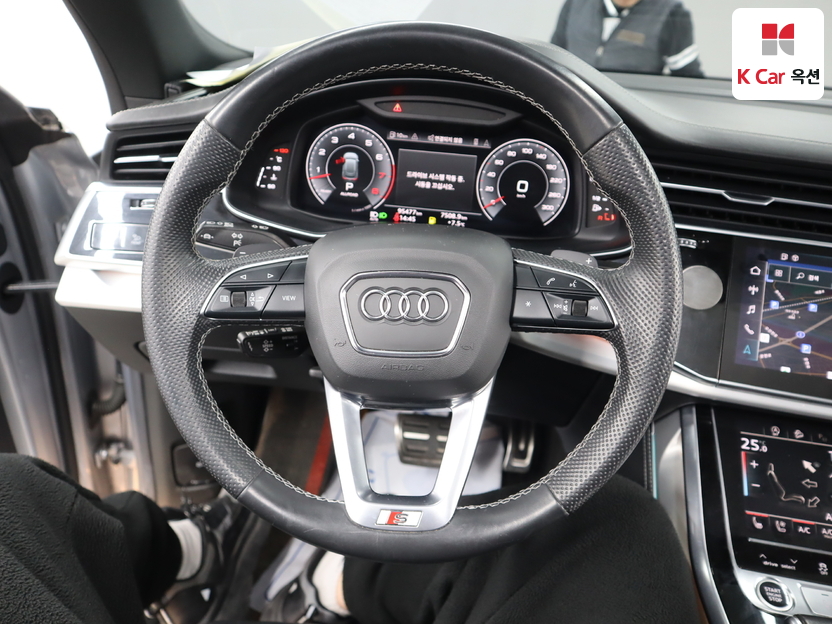 أودي - Q8 - Image 10