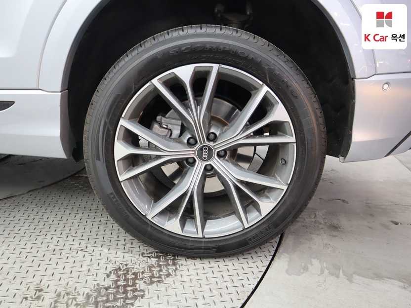 أودي - Q8 - Image 49