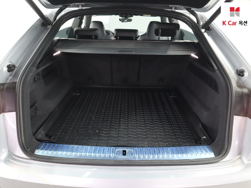 أودي - Q8 - Image 28