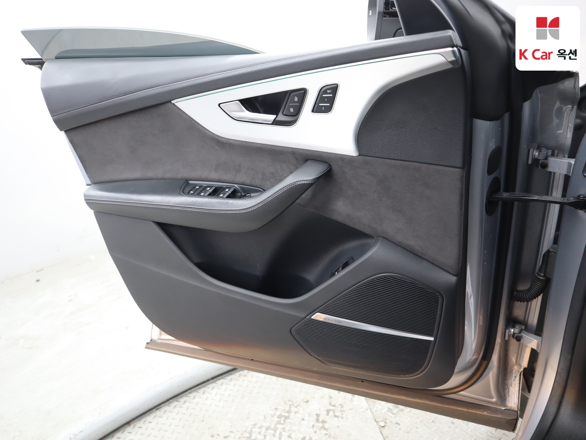 아우디 Q8 2022 - 이미지 8