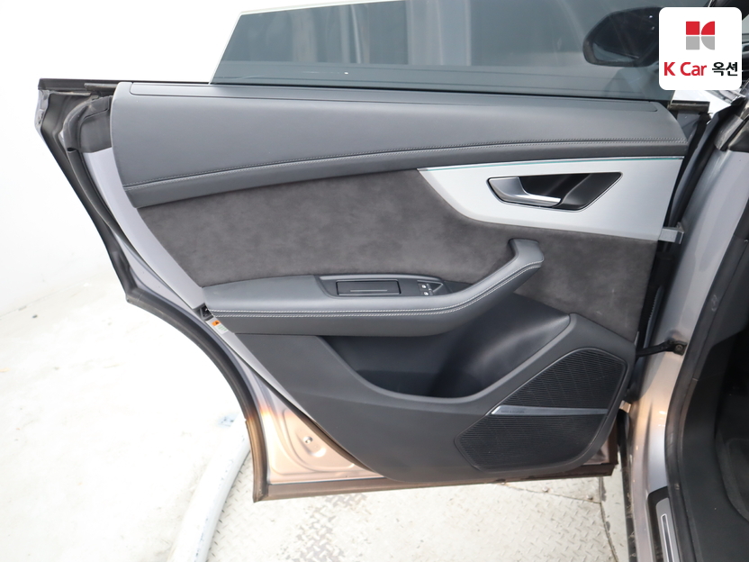 أودي - Q8 - Image 24