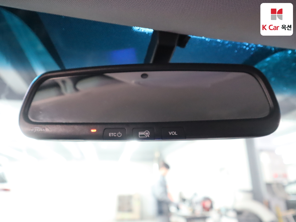 Hyundai Sonata 2010 - Image 13