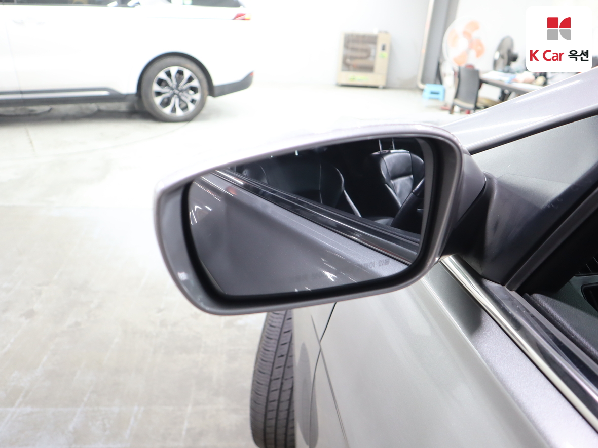 Hyundai Sonata 2010 - Image 22