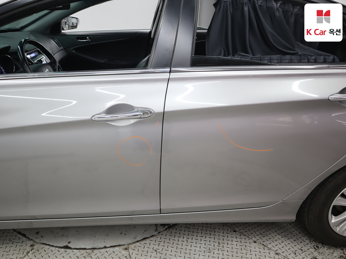 Hyundai Sonata 2010 - Image 36