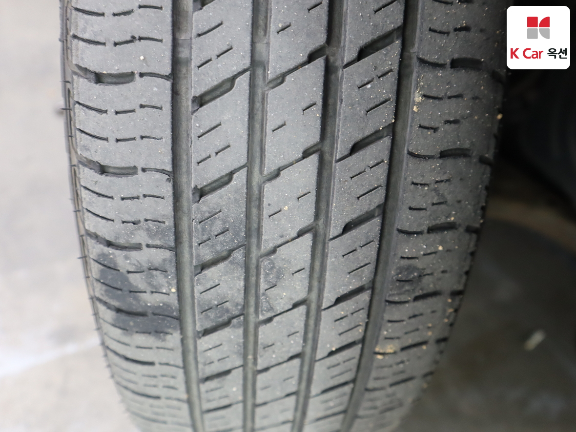 Hyundai Sonata 2010 - Image 32