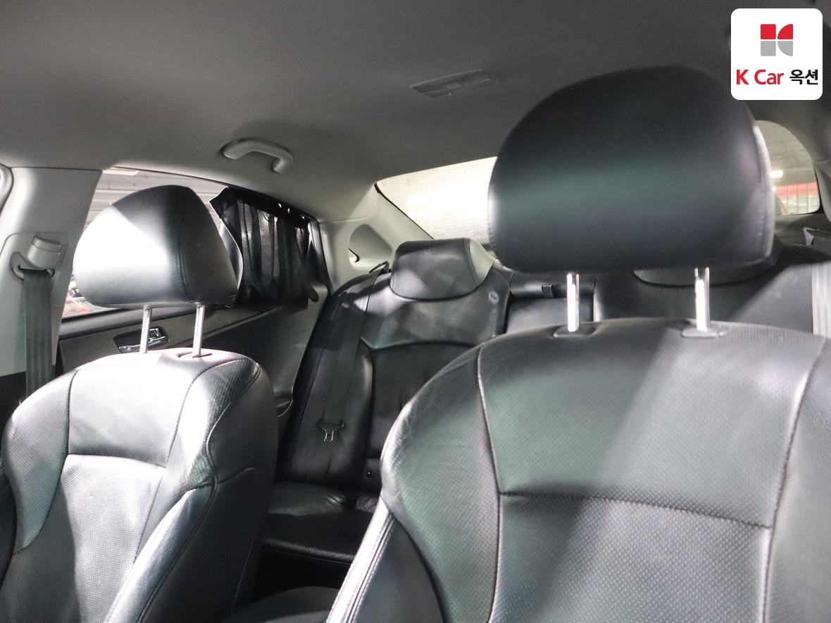 Hyundai Sonata 2010 - Image 19