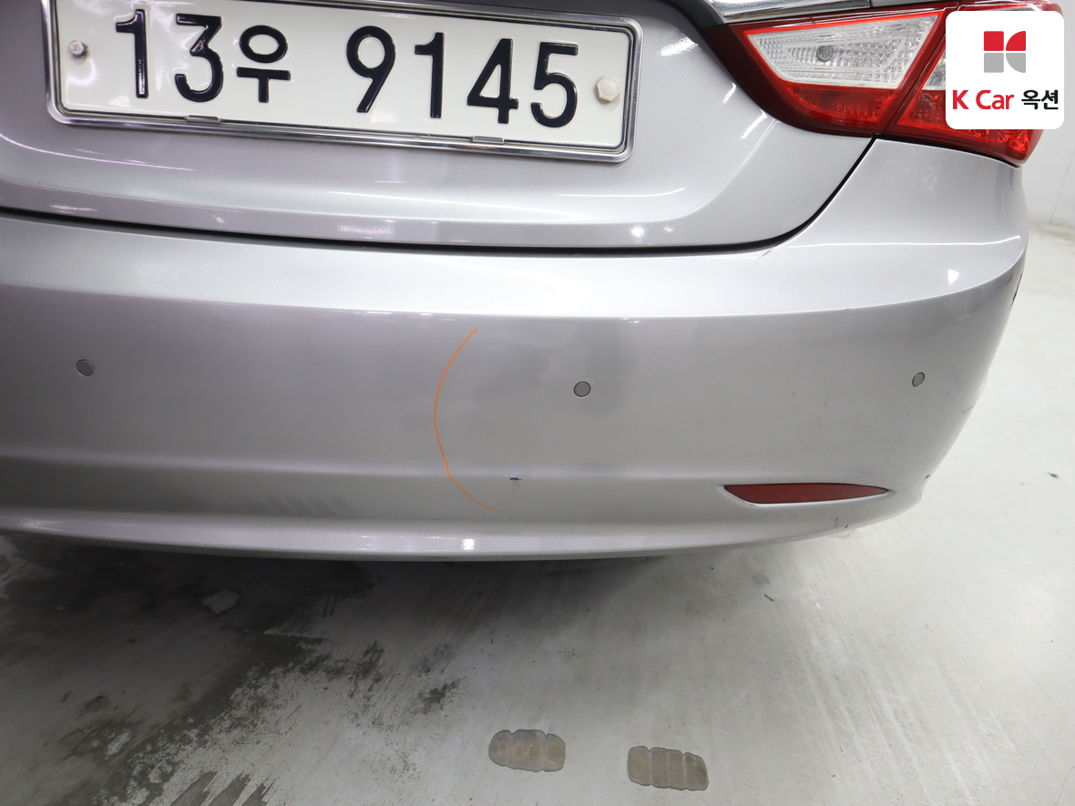 Hyundai Sonata 2010 - Image 40