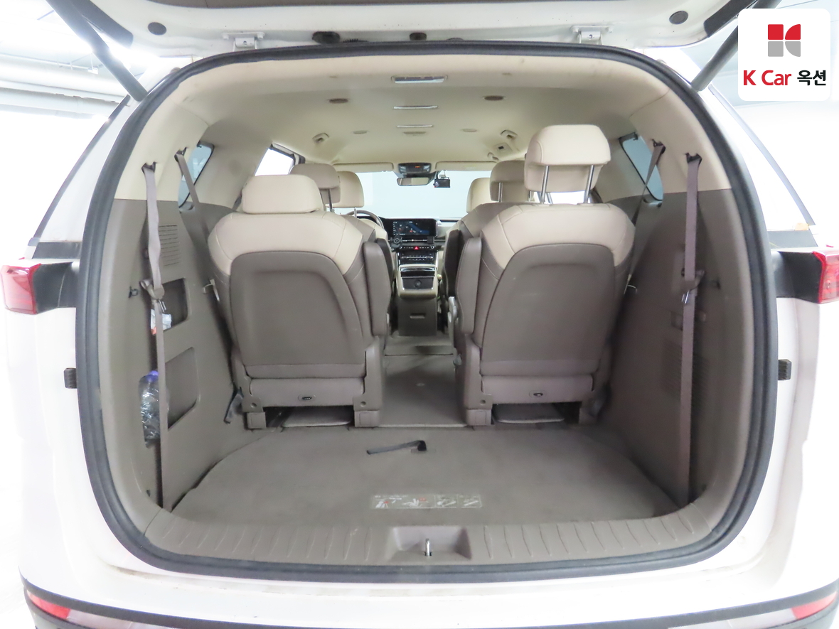 Kia Carnival 2021 - Image 24