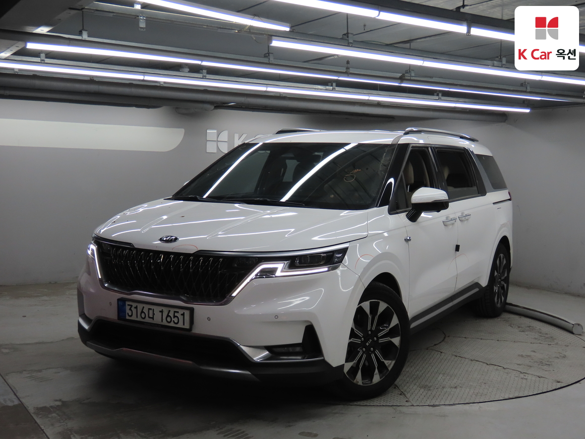 Kia Carnival 2021 - Image 1