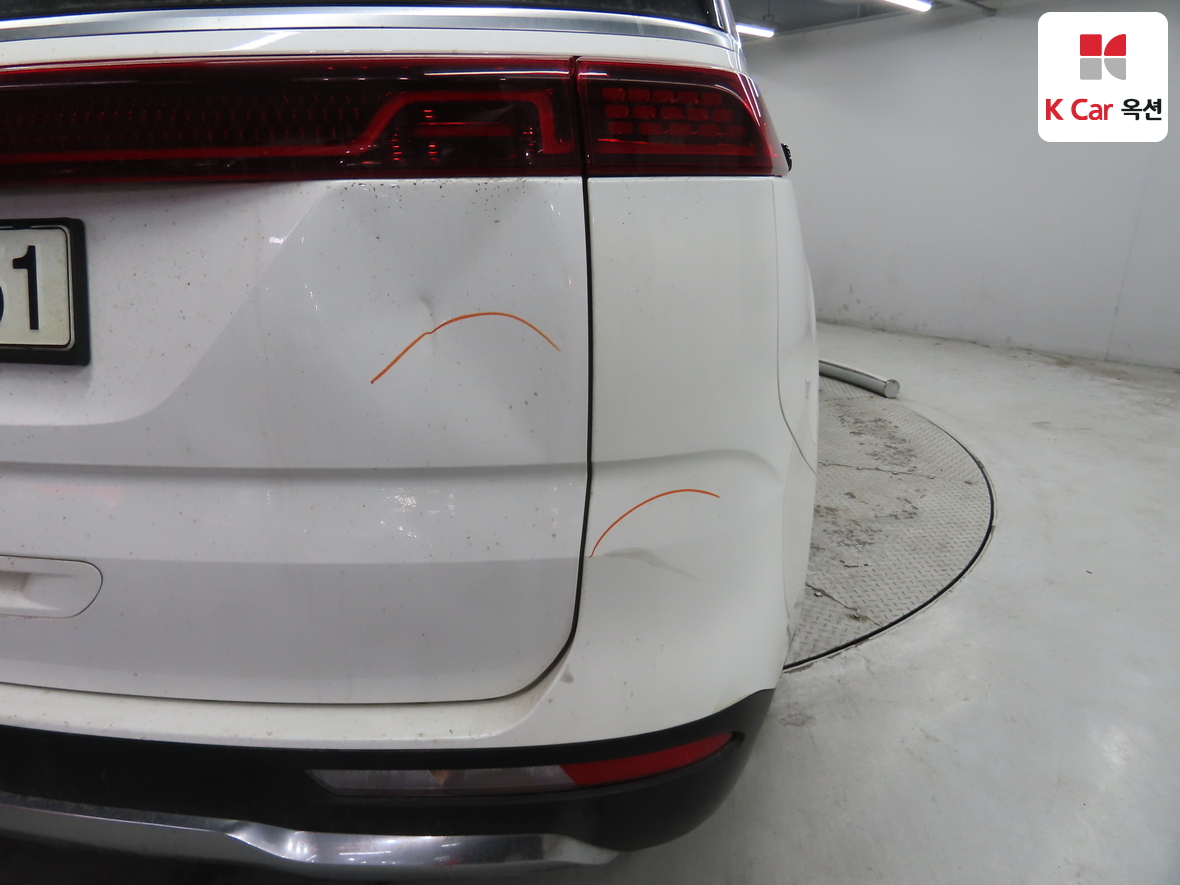 Kia Carnival 2021 - Image 41